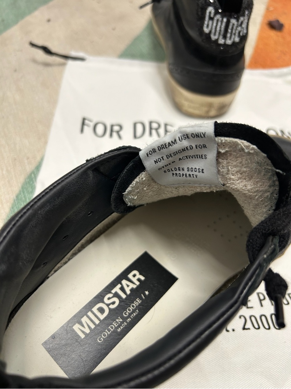 Golden Goose
Women's Glitter Star Mid Top Sneakers - Picture 2 of 9